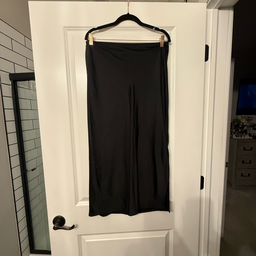 Chic Black Maxi Skirt for Women
